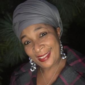 Meet your Posher, Rosa